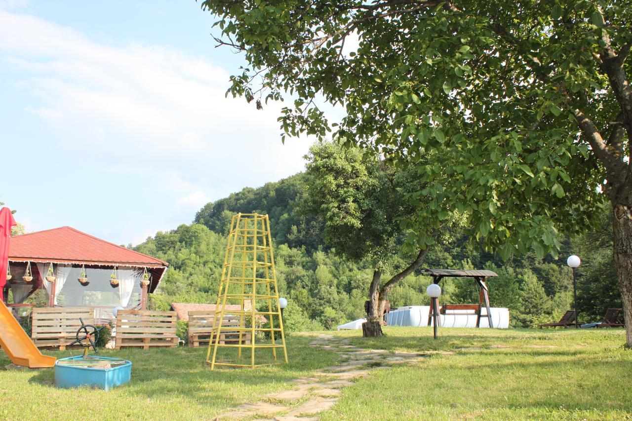 Daskalov Bungalows Chervena Lokva Buitenkant foto